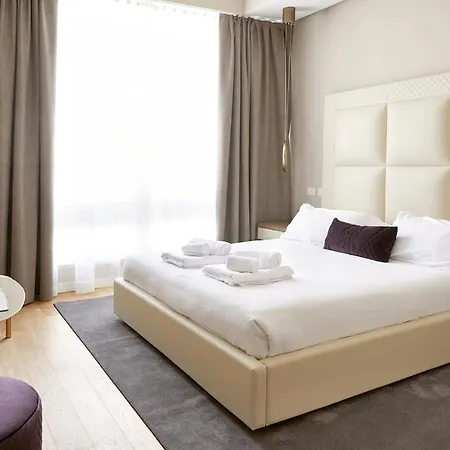 برستيج بوتيك للشقق الفندقية - بياتزا دومو 4* ميلان