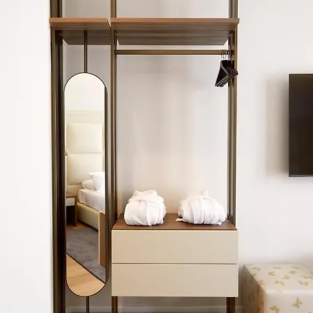 Prestige Boutique -piazza Duomo Apartment