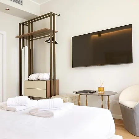 Prestige Boutique -piazza Duomo Apartment