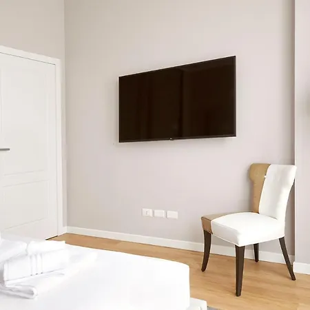 برستيج بوتيك للشقق الفندقية - بياتزا دومو