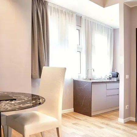 برستيج بوتيك للشقق الفندقية - بياتزا دومو شقة