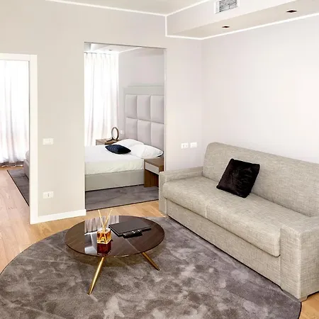 Prestige Boutique -piazza Duomo Apartment *