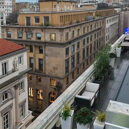 Prestige Boutique -piazza Duomo Milan