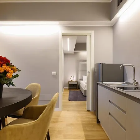 Prestige Boutique -piazza Duomo 4*